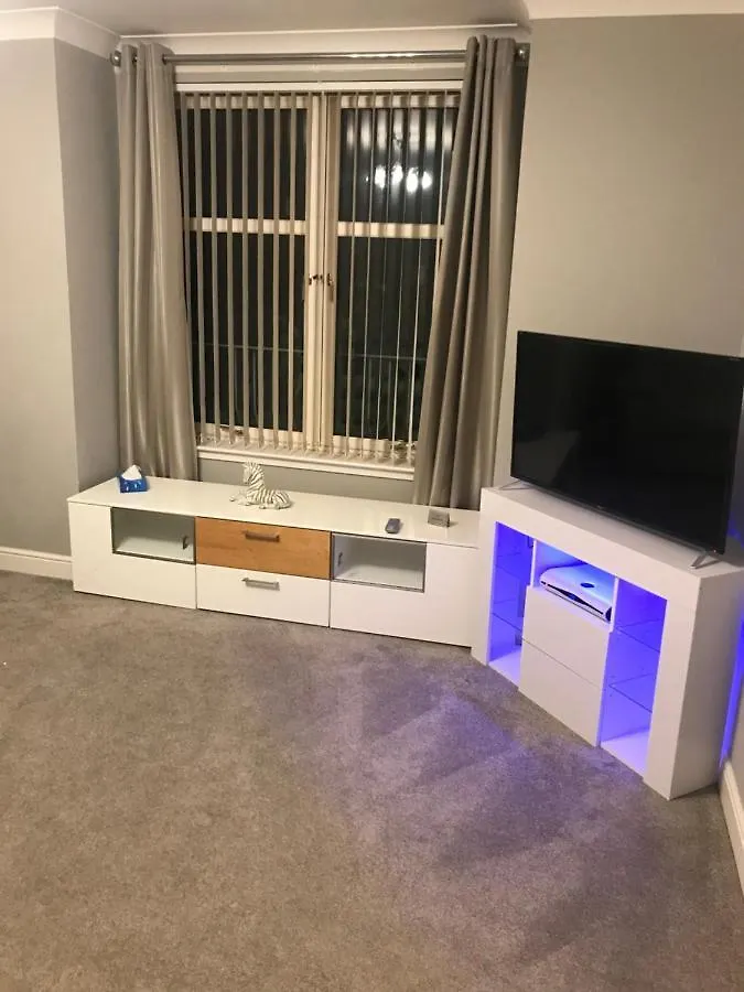 City Centre Executive 2 Bed Apartment With Wifi & Parking Абердин